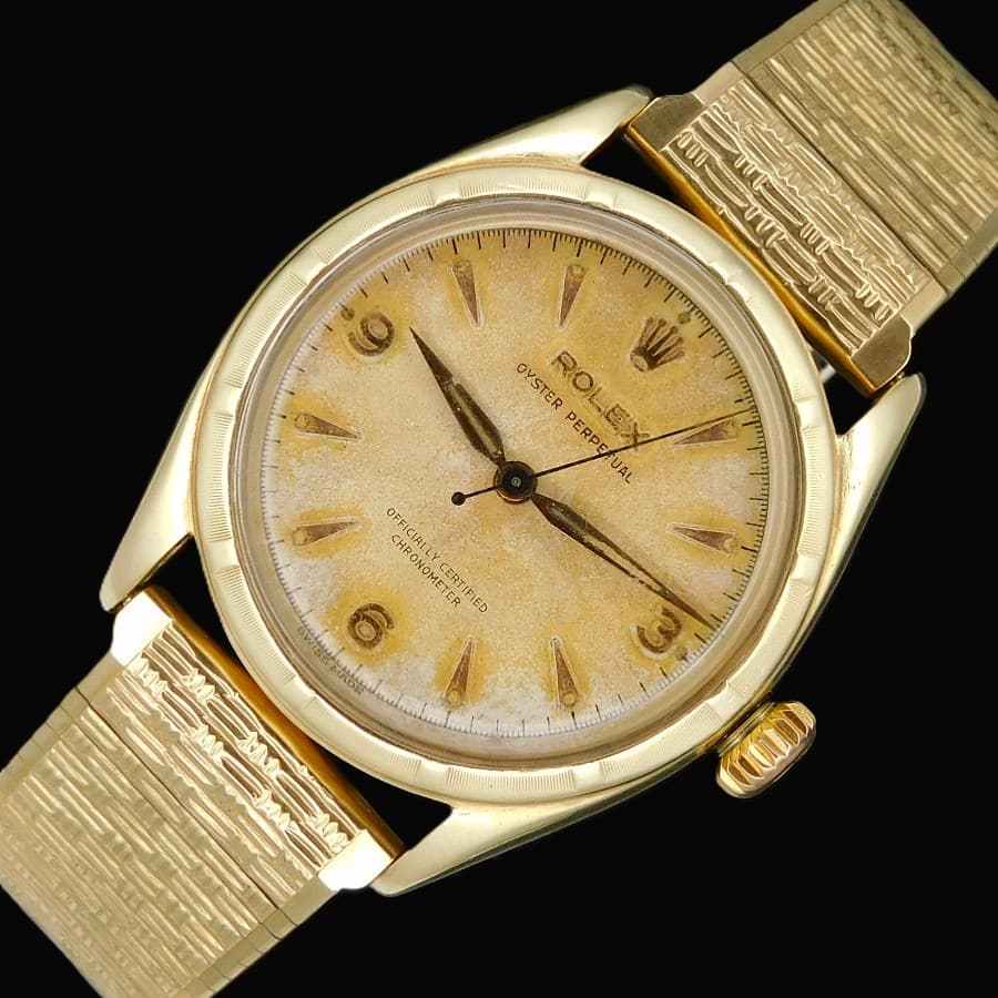 ROLEX VINTAGE MODEL SEMI-BUBBLEBACK Ref.6085 10K SOLID GOLD 1953's engraving Bezel