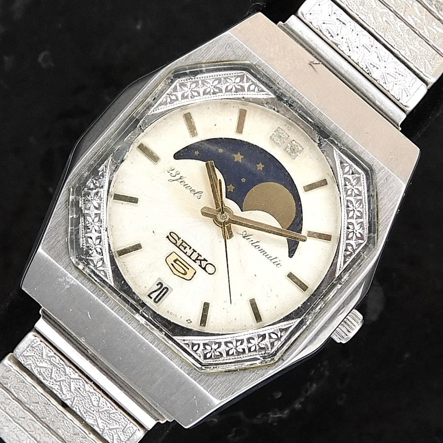 SEIKO VINTAGE MODEL Very rare Seiko Moonphase Automatic "Luna Calender" Ref.6347-6010 Ref.